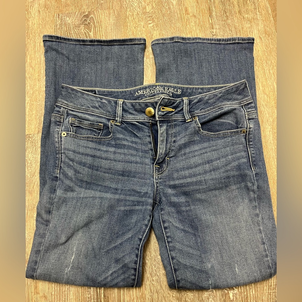 American Eagle Kick Boot Jeans 10 SHORT